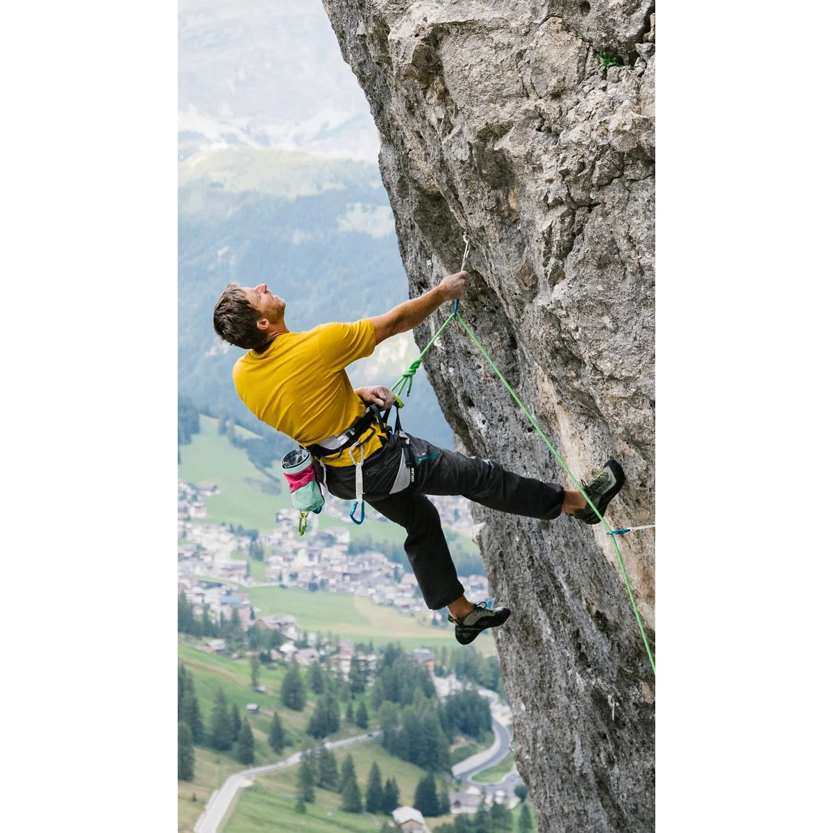 Helios lightweight harness with 3D Pad and adjustable leg loops - Size L 5