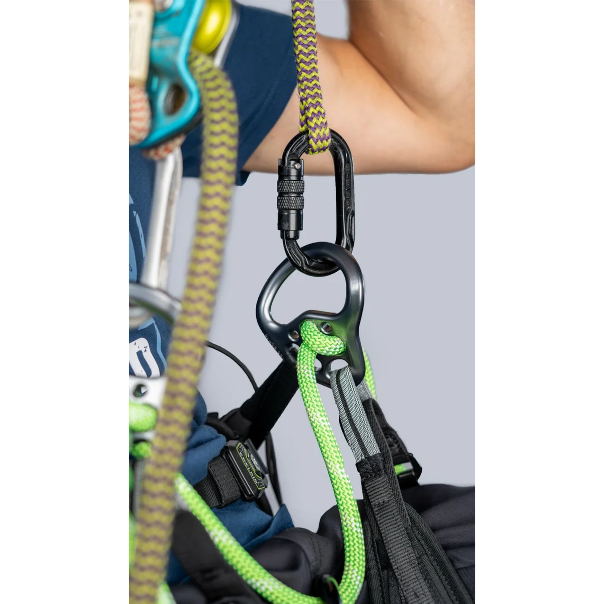 Kiwi Triple oval carabiner with triple lock - Colore Silver 006 3