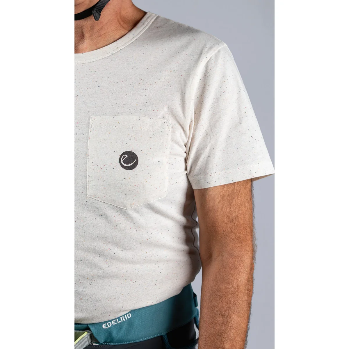 Onset Crew Neck T-Shirt in Recycled Cotton - Size XL 3